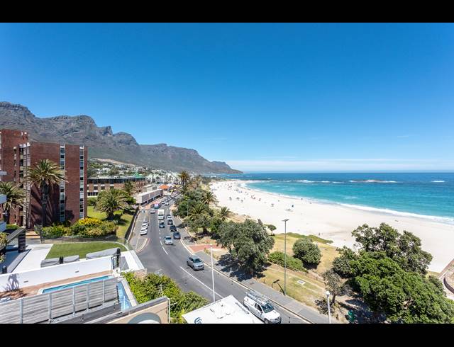 3 BEDROOM APARTMENT FOR SALE IN CAMPS BAY